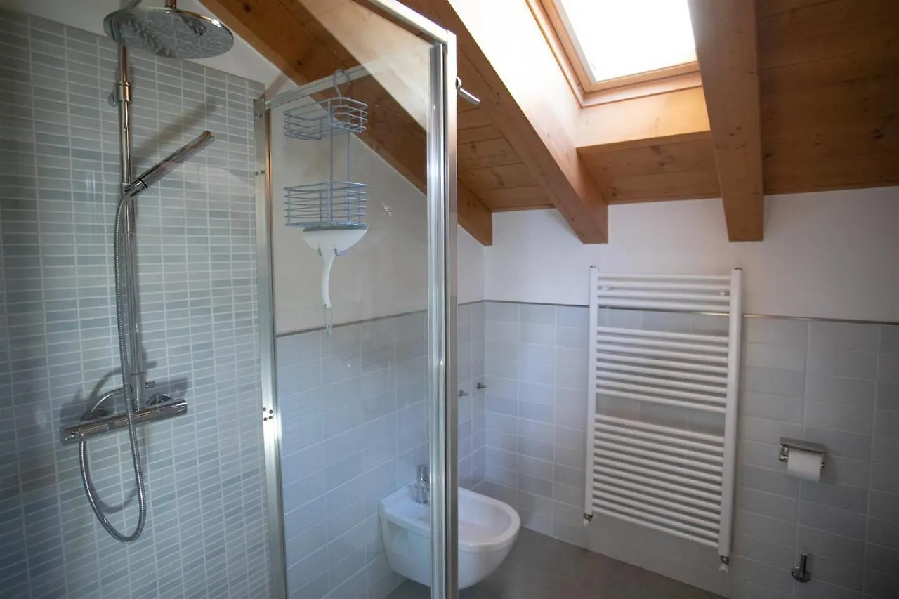 Iseolakerental - Casa Amata Riva di Solto 0*,