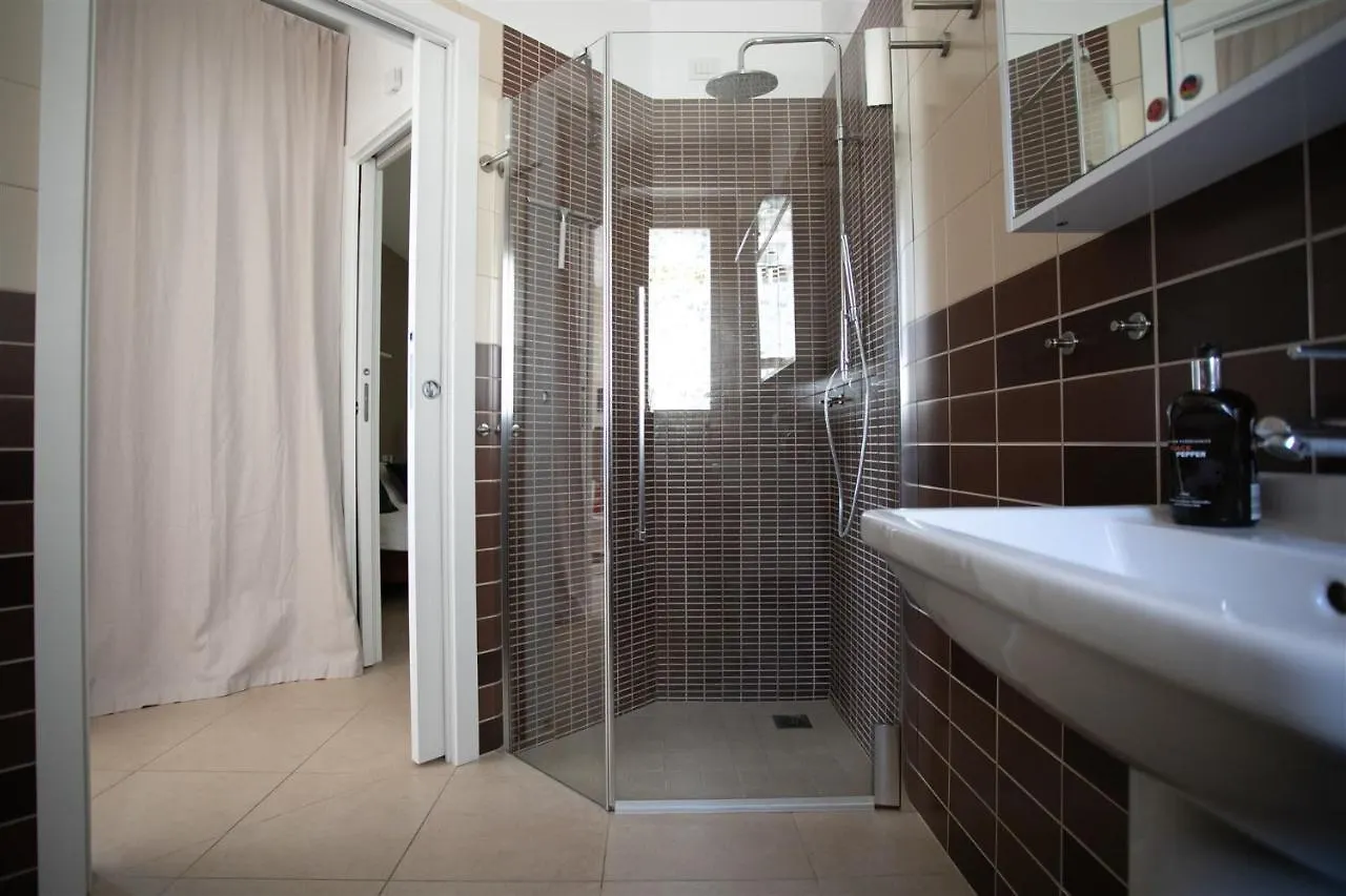 Iseolakerental - Casa Amata Riva di Solto Apartment